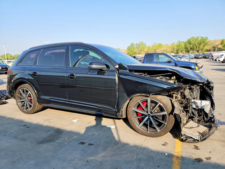 64106256 :رقم المزاد ، WA1VWBF73ND021097 vin ، 2022 Audi Sq7 مزاد بيع