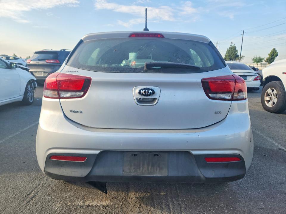 Продажа на аукционе авто 2018 Kia Rio, vin: 3KPA35AB1JE073301, номер лота: 64671506