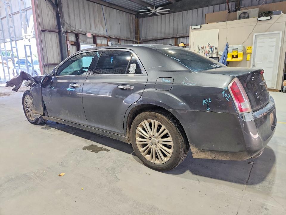 63230556 :رقم المزاد ، 2C3CCAKG4EH260445 vin ، 2014 Chrysler 300c مزاد بيع
