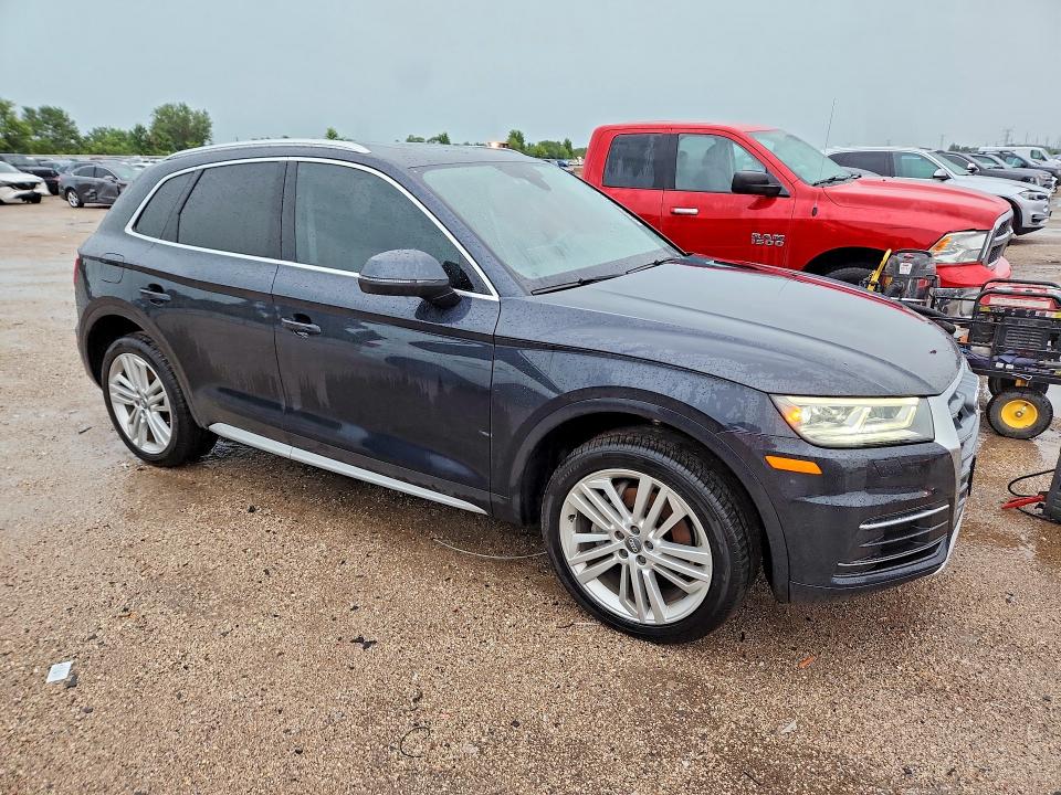64567856 :رقم المزاد ، WA1BNAFY3J2198344 vin ، 2018 Audi Q5 مزاد بيع
