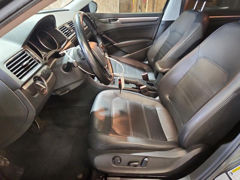 64439426 :رقم المزاد ، 1VWAA7A36JC011228 vin ، 2018 Volkswagen Passat مزاد بيع