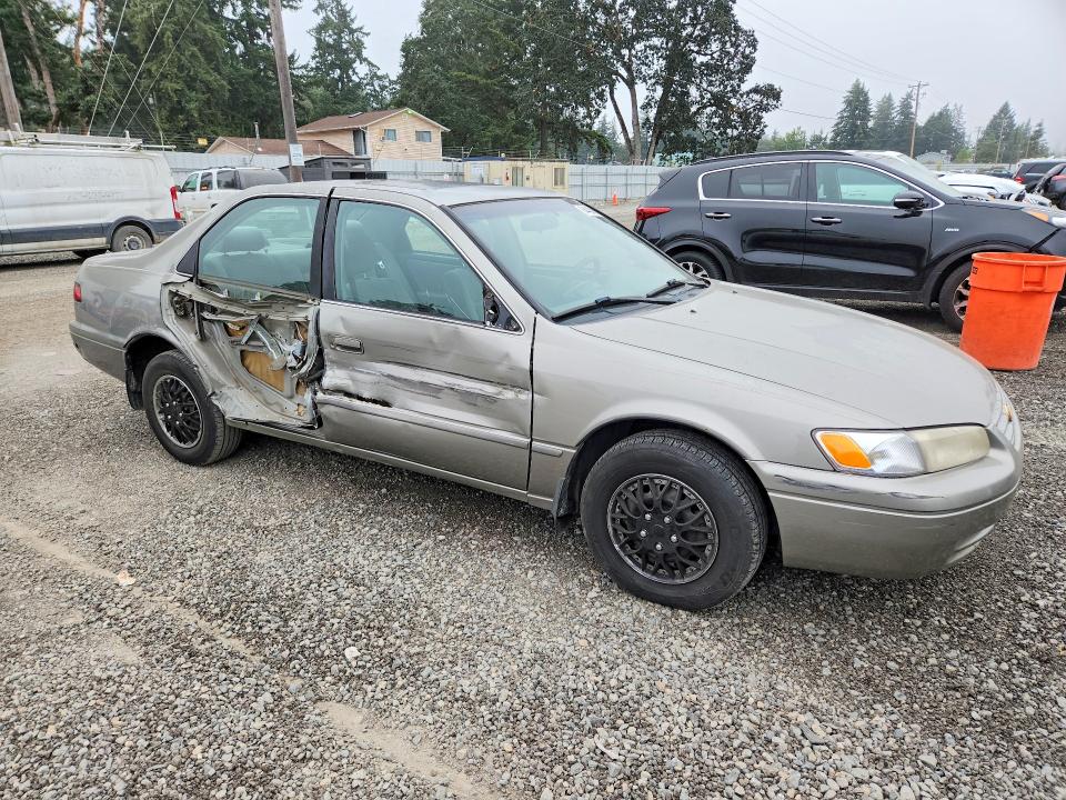 Auction sale of the 1998 Toyota Camry, vin: JT2BG22K3W0157313, lot number: 64484856