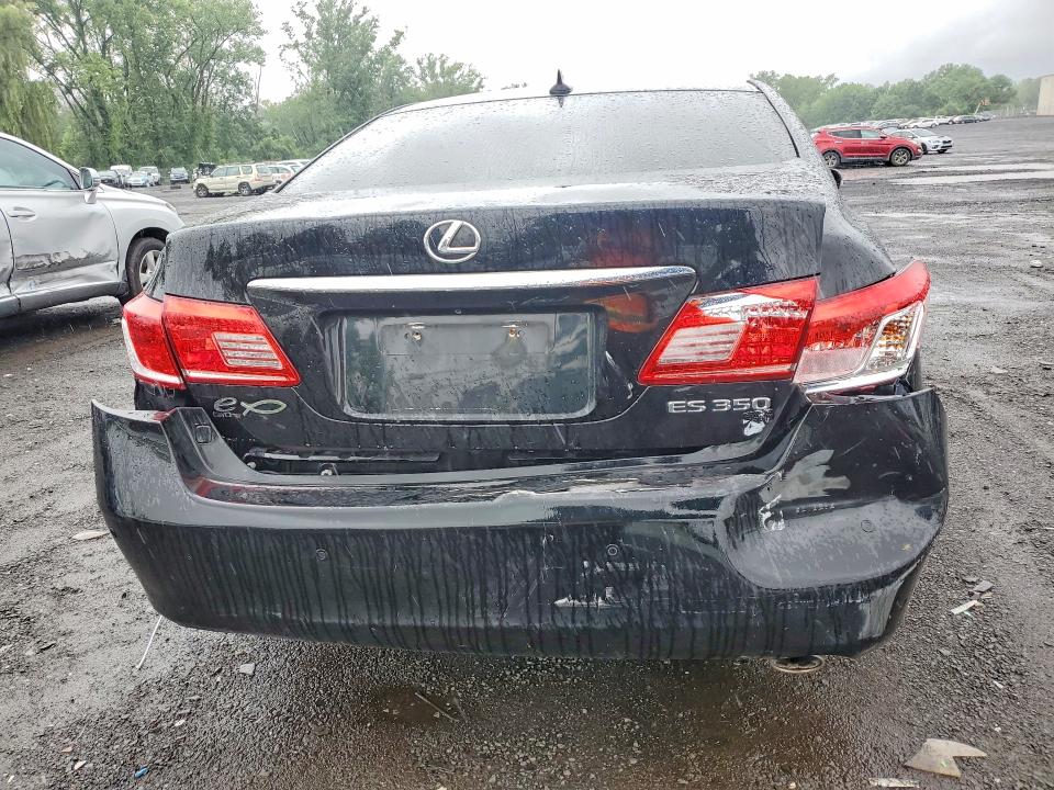 62883876 :رقم المزاد ، JTHBK1EG9B2436270 vin ، 2011 Lexus Es مزاد بيع