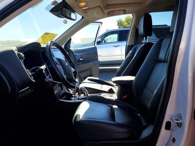 2018 Mitsubishi Outlander მანქანა იყიდება აუქციონზე, vin: JA4J24A52JZ059056, აუქციონის ნომერი: 63685316