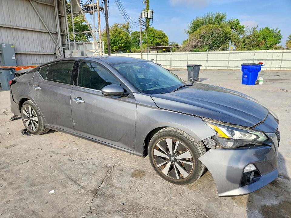 Продажа на аукционе авто 2019 Nissan Altima, vin: 1N4BL4EV2KC196462, номер лота: 66210886