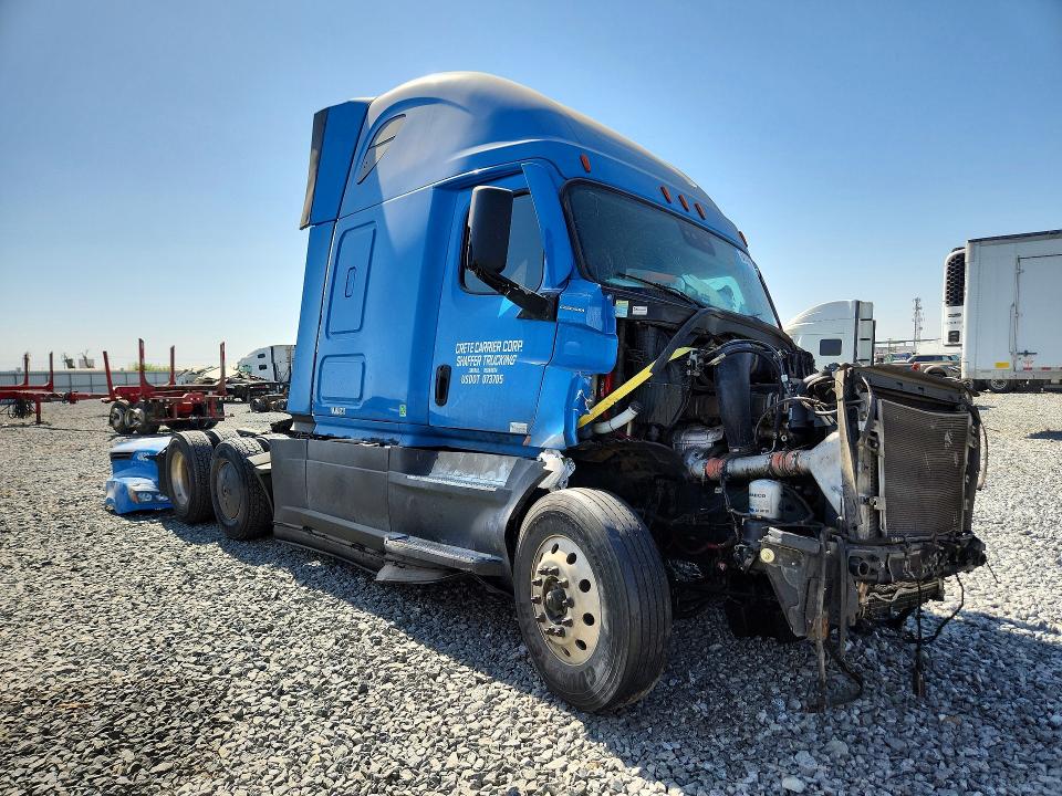 2021 Freightliner Cascadia 126 მანქანა იყიდება აუქციონზე, vin: 1FUJHHDR7MLMJ5737, აუქციონის ნომერი: 64486656