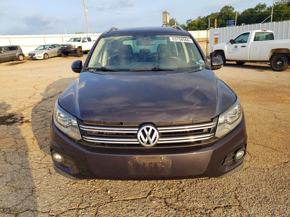 63758566 :رقم المزاد ، WVGBV7AX6GW588925 vin ، 2016 Volkswagen Tiguan مزاد بيع