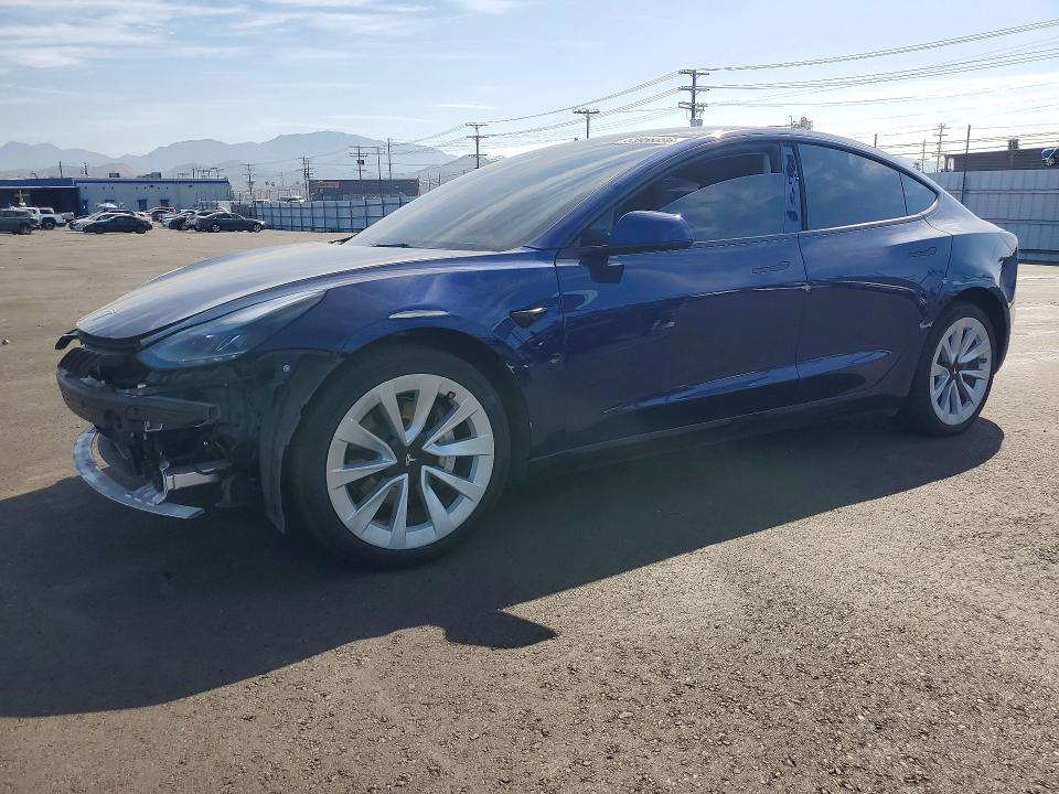 2022 Tesla Model 3 მანქანა იყიდება აუქციონზე, vin: 5YJ3E1EA7NF375818, აუქციონის ნომერი: 65958896