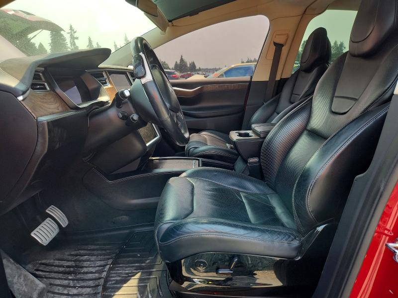 2016 Tesla Model X მანქანა იყიდება აუქციონზე, vin: 5YJXCAE41GF010782, აუქციონის ნომერი: 62868416