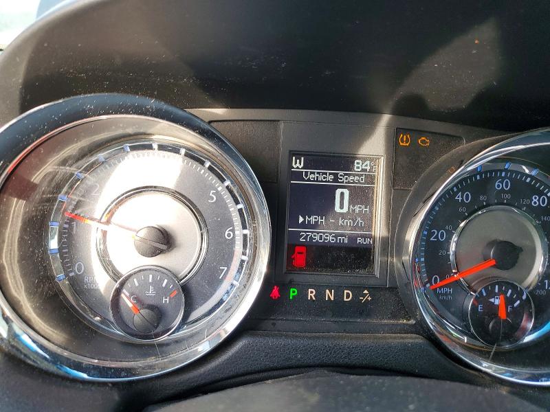 64556246 :رقم المزاد ، 2C4RC1BG6DR691352 vin ، 2013 Chrysler Town & Country مزاد بيع