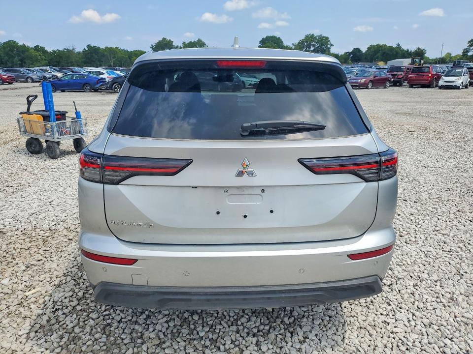 2026 Mitsubishi Outlander მანქანა იყიდება აუქციონზე, vin: JA4J3UAB5TZ024811, აუქციონის ნომერი: 63361386