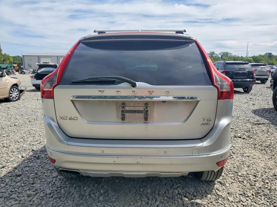 Продажа на аукционе авто 2015 Volvo Xc60, vin: YV4902RM8F2663187, номер лота: 67330056