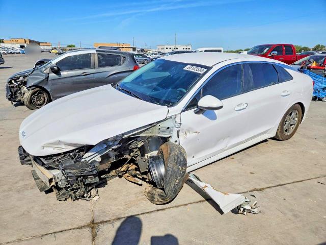 65163536 :رقم المزاد ، 5XXG14J27NG144556 vin ، 2022 Kia K5 مزاد بيع