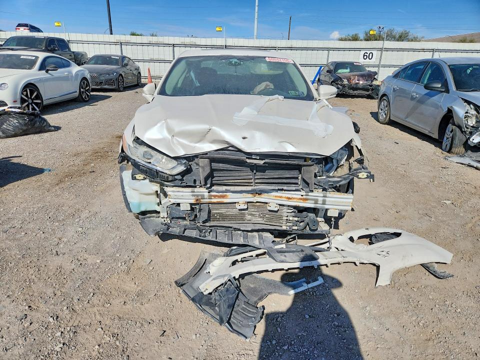 60042156 :رقم المزاد ، 3FA6P0LU2DR177536 vin ، 2013 Ford Fusion مزاد بيع