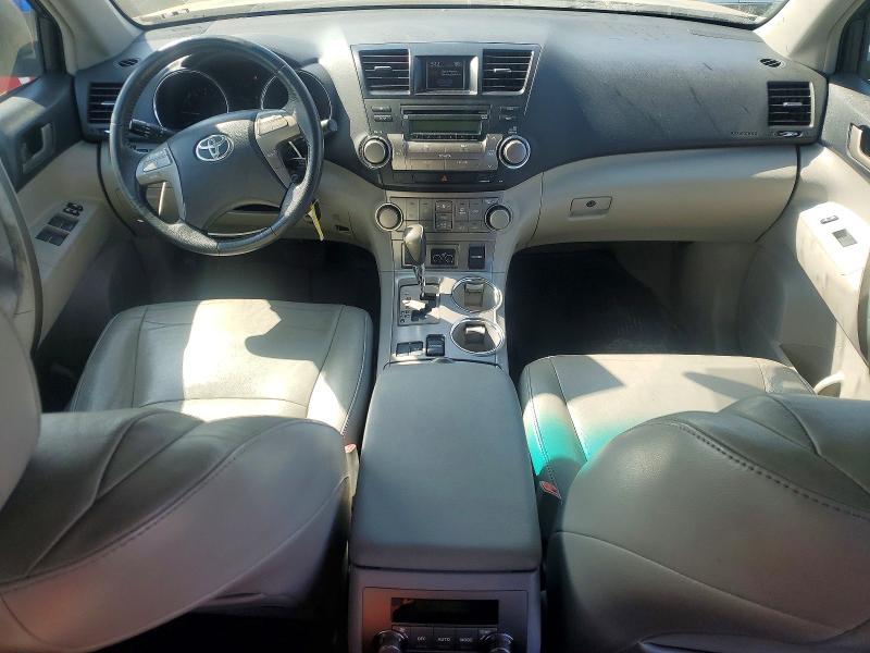2010 Toyota Highlander მანქანა იყიდება აუქციონზე, vin: 5TDKK3EH3AS009860, აუქციონის ნომერი: 62816376
