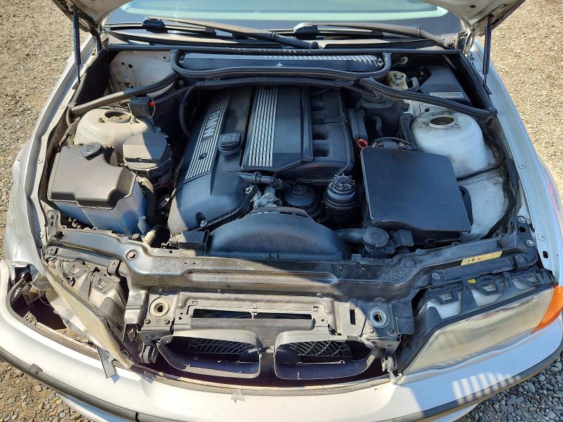 2001 Bmw 330 მანქანა იყიდება აუქციონზე, vin: WBAAV53411FJ64628, აუქციონის ნომერი: 64058716