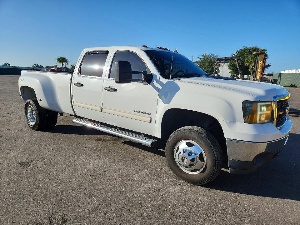 Продаж на аукціоні авто 2011 Gmc Sierra, vin: 1GT424C83BF146493, номер лоту: 64392026