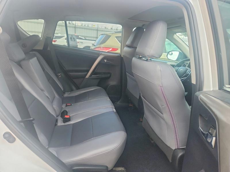Aukcja sprzedaży 2018 Toyota Rav4, vin: 2T3RFREV8JW833458, numer aukcji: 64674036