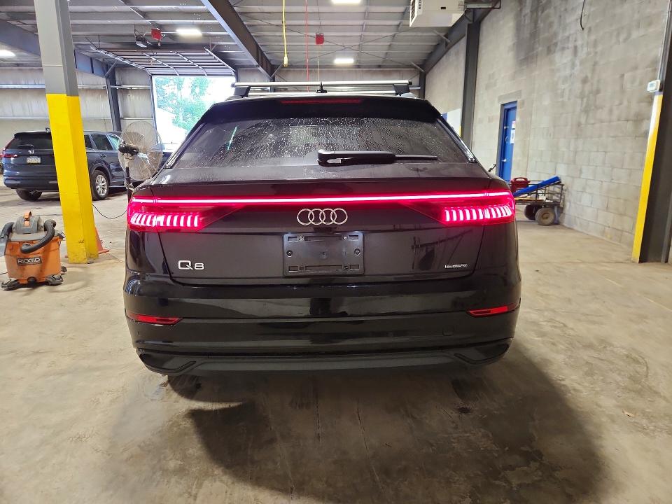 2021 Audi Q8 მანქანა იყიდება აუქციონზე, vin: WA1AVAF10MD009592, აუქციონის ნომერი: 65570746