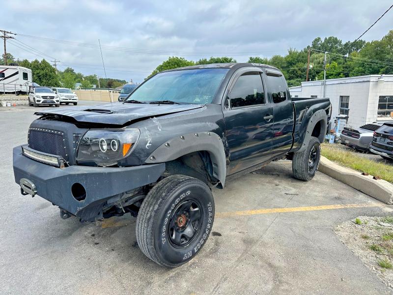 2005 Toyota Tacoma მანქანა იყიდება აუქციონზე, vin: 5TEUU42N65Z125386, აუქციონის ნომერი: 67123936