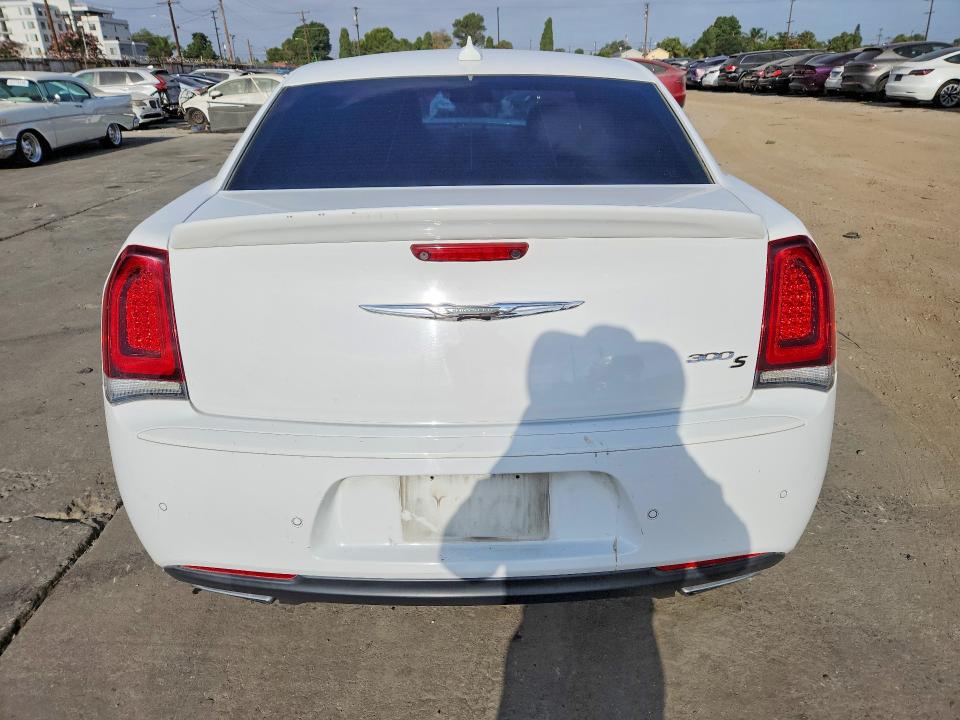 Продаж на аукціоні авто 2018 Chrysler 300, vin: 2C3CCABG7JH244749, номер лоту: 67146026