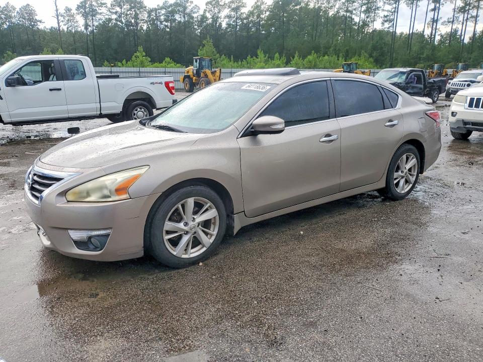 Продажа на аукционе авто 2015 Nissan Altima, vin: 1N4AL3AP1FC164587, номер лота: 64118636