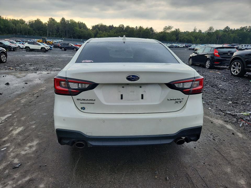 65961186 :رقم المزاد ، 4S3BWGN60M3008231 vin ، 2021 Subaru Legacy مزاد بيع