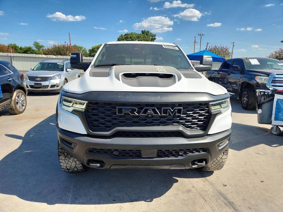 Продаж на аукціоні авто 2025 Ram 1500, vin: 1C6SRFUP8SN573928, номер лоту: 64455366