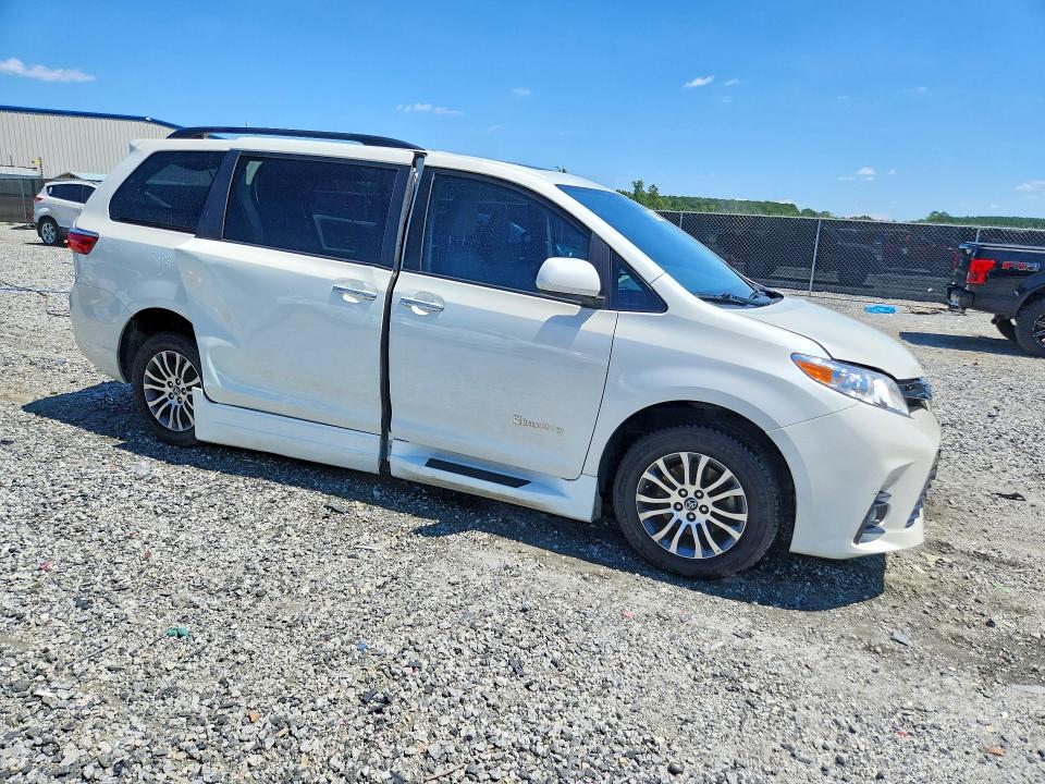 Aukcja sprzedaży 2018 Toyota Sienna, vin: 5TDYZ3DC5JS961139, numer aukcji: 65007016