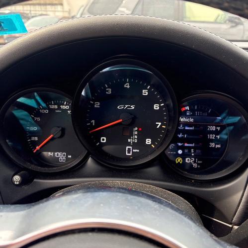 63263356 :رقم المزاد ، WP1AG2A58HLB50534 vin ، 2017 Porsche Macan مزاد بيع