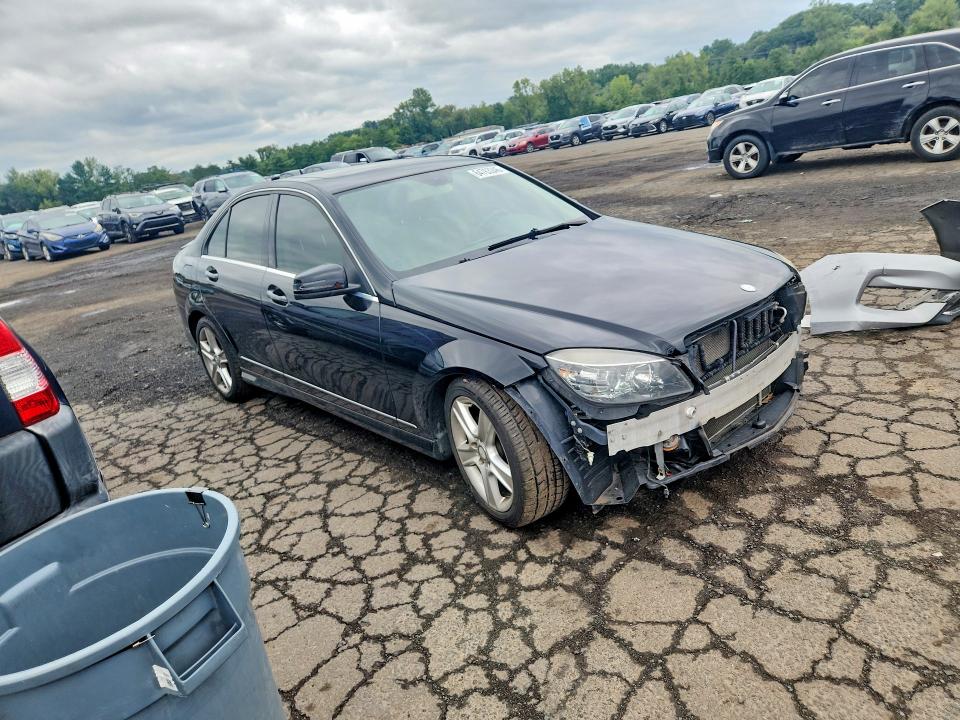 Продаж на аукціоні авто 2011 Mercedes-benz C, vin: WDDGF8BB5BR133805, номер лоту: 64763346