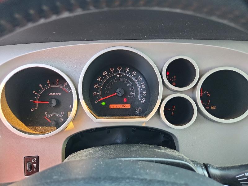 64463136 :رقم المزاد ، 5TFDV54158X042170 vin ، 2008 Toyota Tundra مزاد بيع