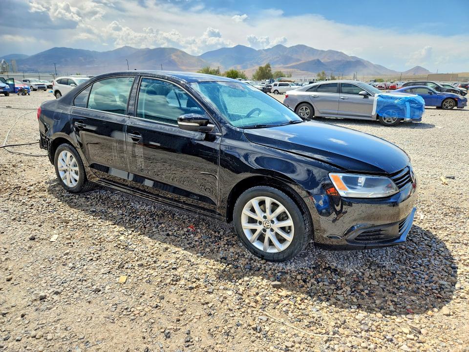65928716 :رقم المزاد ، 3VWDZ7AJ6BM358398 vin ، 2011 Volkswagen Jetta مزاد بيع