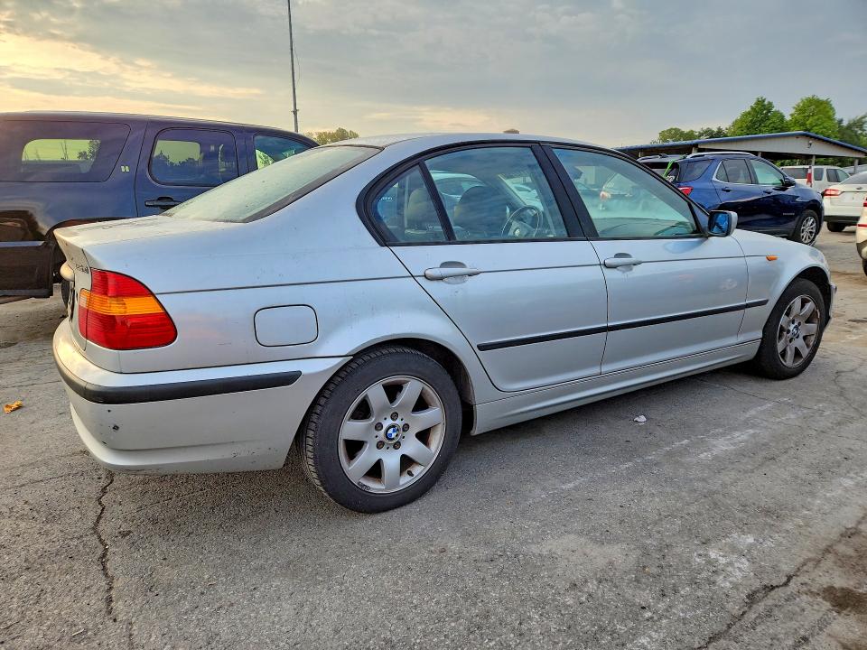 66112286 :رقم المزاد ، WBAEU33453PM54926 vin ، 2003 Bmw 325 مزاد بيع