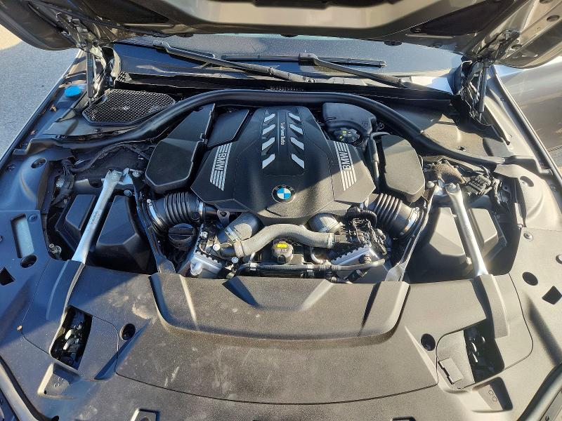 67105166 :رقم المزاد ، WBA7U2C01LBM62213 vin ، 2020 Bmw 750 مزاد بيع