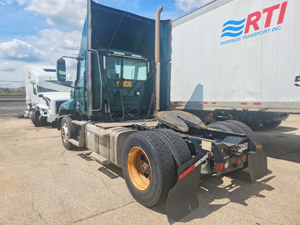 Продажа на аукционе авто 2018 Mack 600, vin: 1M1AW01X9JM010471, номер лота: 65210726