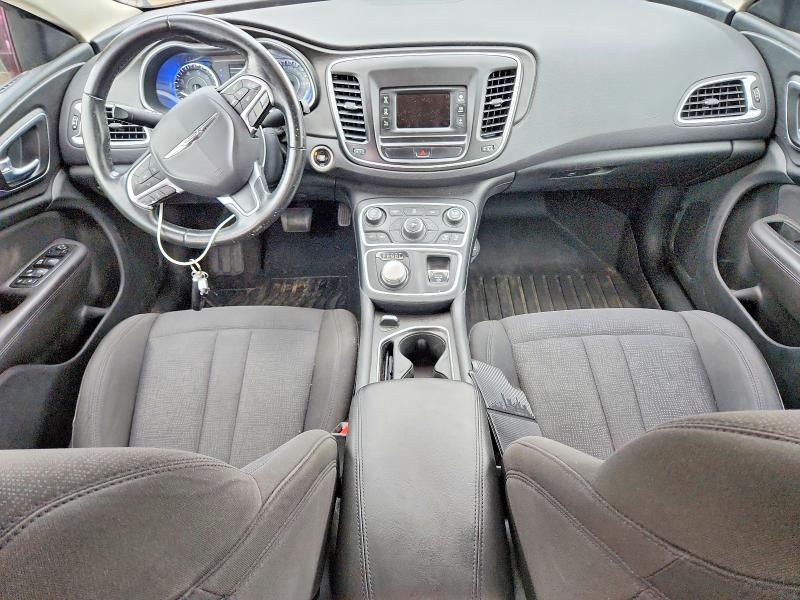 63260106 :رقم المزاد ، 1C3CCCFB8HN504362 vin ، 2017 Chrysler 200 مزاد بيع