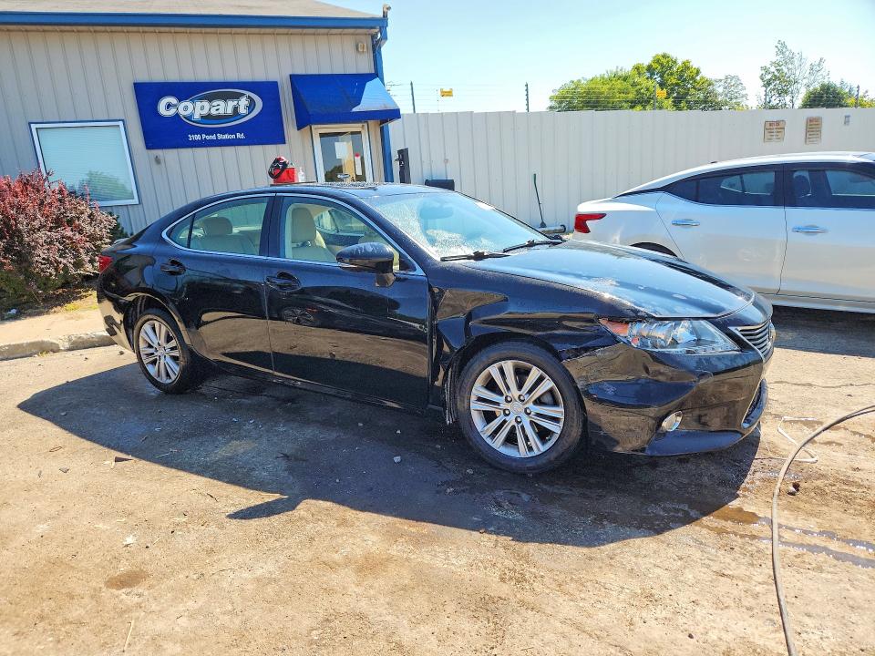 63805136 :رقم المزاد ، JTHBK1GG2D2029682 vin ، 2013 Lexus Es مزاد بيع