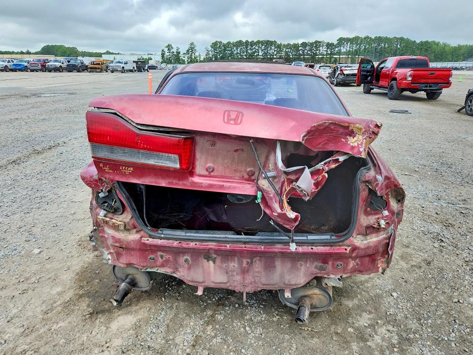 2001 Honda Accord მანქანა იყიდება აუქციონზე, vin: 1HGCG16531A008818, აუქციონის ნომერი: 63192286