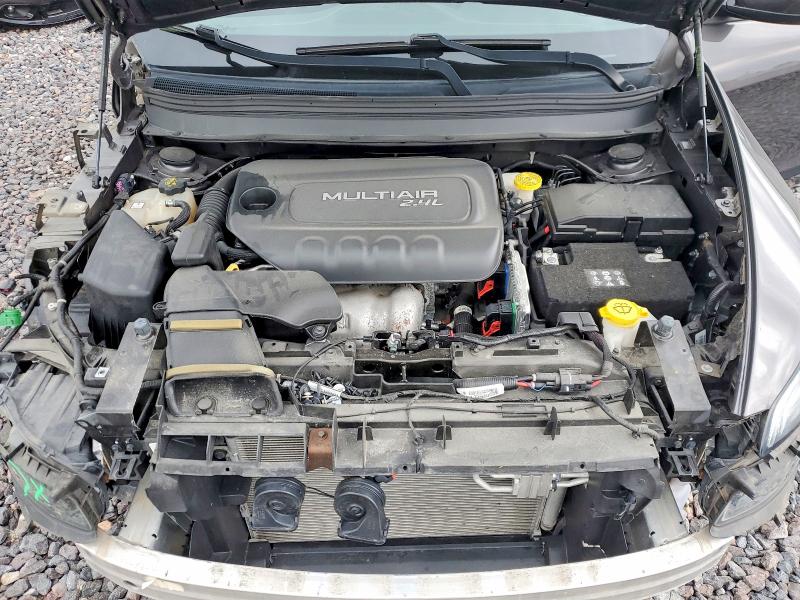 64747626 :رقم المزاد ، 1C4PJLCB4JD588957 vin ، 2018 Jeep Cherokee مزاد بيع