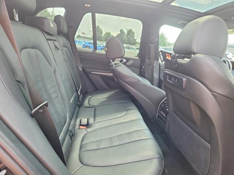 64675186 :رقم المزاد ، 5UXTA6C08M9D53551 vin ، 2021 Bmw X5 مزاد بيع