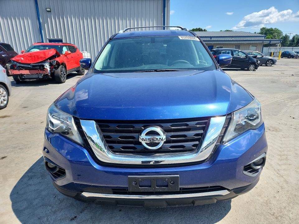 65268006 :رقم المزاد ، 5N1DR2MM3HC656229 vin ، 2017 Nissan Pathfinder مزاد بيع