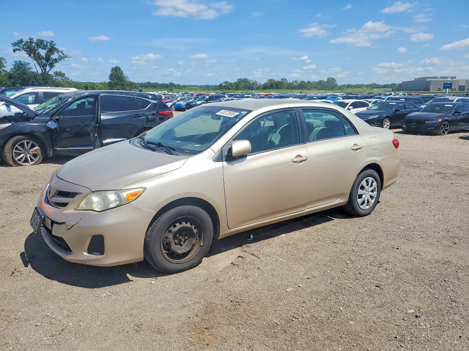 65373686 :رقم المزاد ، 2T1BU4EE8BC576209 vin ، 2011 Toyota Corolla مزاد بيع