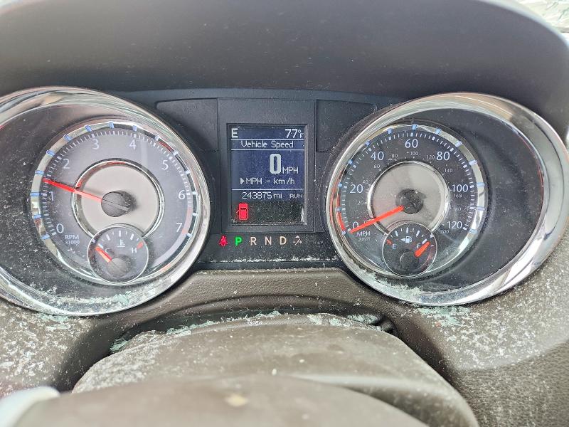 65190286 :رقم المزاد ، 2A4RR8DG9BR617712 vin ، 2011 Chrysler Town & Country مزاد بيع