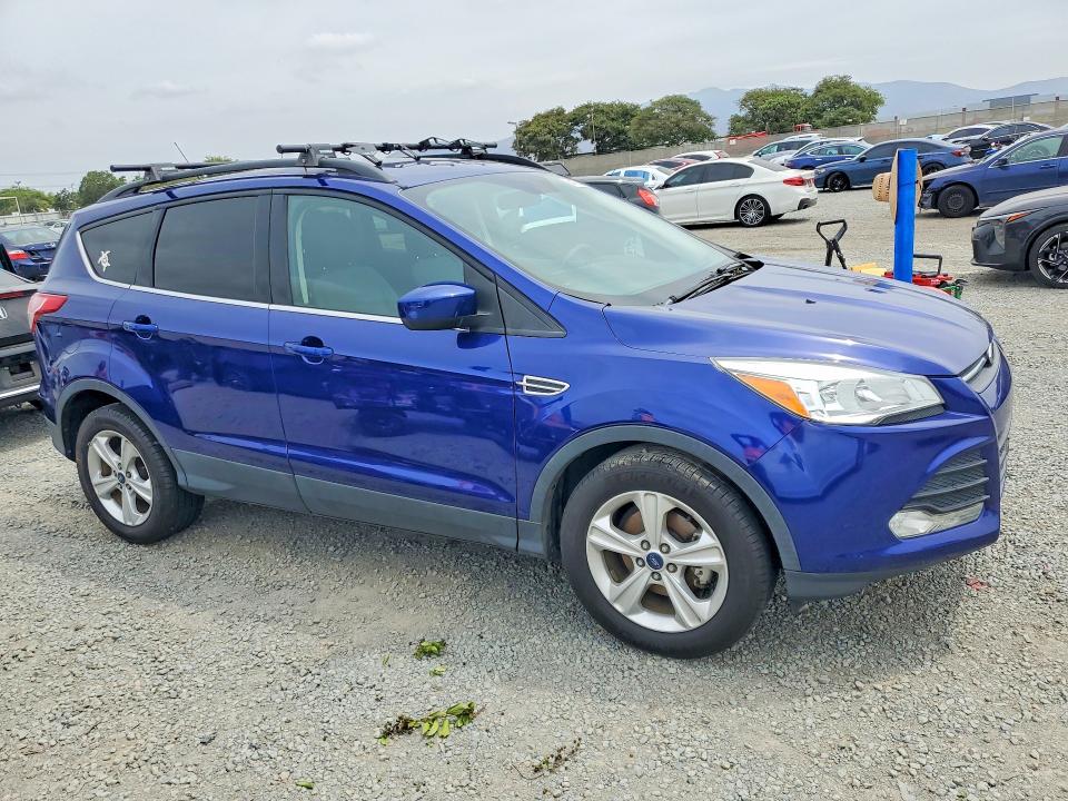 Продаж на аукціоні авто 2016 Ford Escape, vin: 1FMCU0GX0GUB83225, номер лоту: 64704576