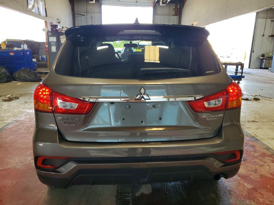 Продажа на аукционе авто 2018 Mitsubishi Outlander Sport, vin: JA4AR3AU4JZ028680, номер лота: 65408026