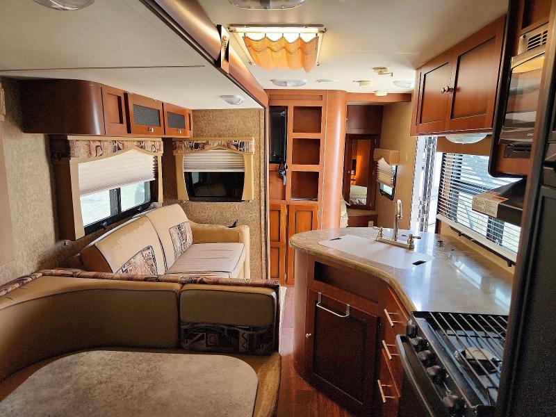 2013 Kodiak Recreational Vehicle (rv) მანქანა იყიდება აუქციონზე, vin: 47CTS5P24DK171256, აუქციონის ნომერი: 66450196