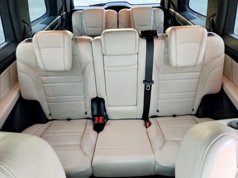 65606546 :رقم المزاد ، 4JGDF7FE5HA967250 vin ، 2017 Mercedes-benz Gls مزاد بيع