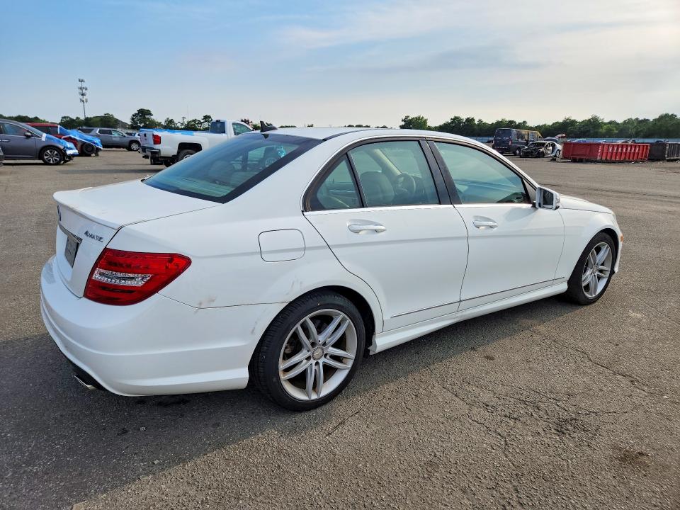 Auction sale of the 2014 Mercedes-benz C, vin: WDDGF8ABXEA958064, lot number: 64982196