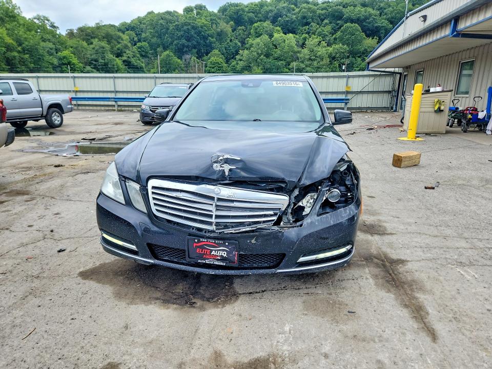 2013 Mercedes-benz E მანქანა იყიდება აუქციონზე, vin: WDDHF8JB4DA733741, აუქციონის ნომერი: 64903516